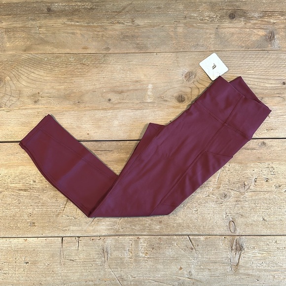 NWT- Fabletics PureLuxe High-Waisted Pocket 7/8 Leggings -MERLOT (24” Inseam) - Picture 4 of 12